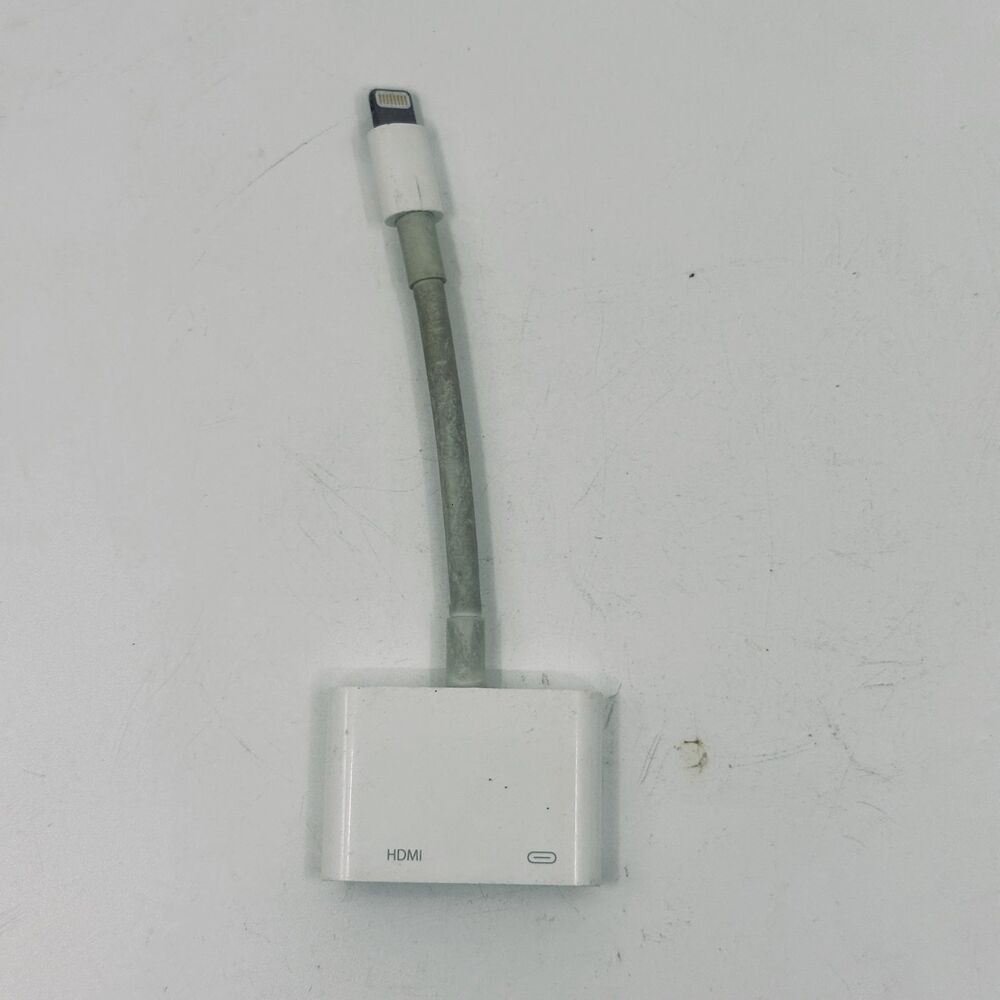 Genuine Apple Lightning Digital AV Adapter HDMI MD826AM/A iPhone iPad to TV